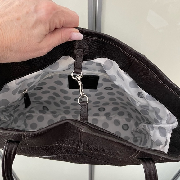 Coach dark brown shoulder bag - Picture 7 of 9